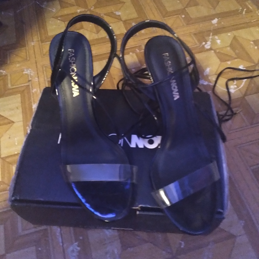 fashion Nova heels